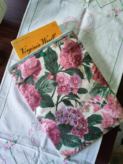 Book/Tablet Sleeve | Giulia Cino